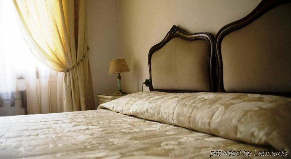 C-Hotels De Rose Palace Флоренция Экстерьер фото
