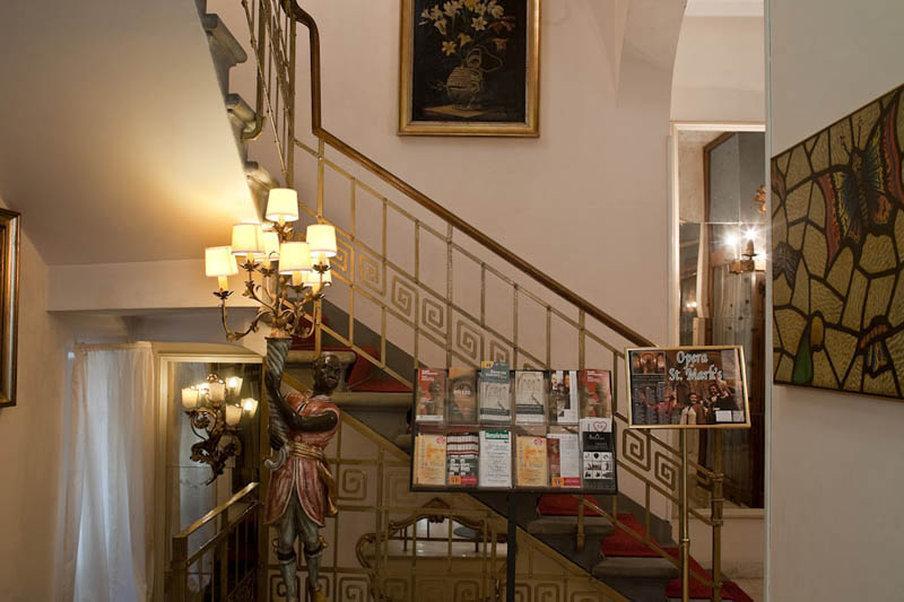 C-Hotels De Rose Palace Флоренция Экстерьер фото