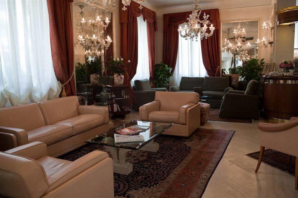 C-Hotels De Rose Palace Флоренция Экстерьер фото