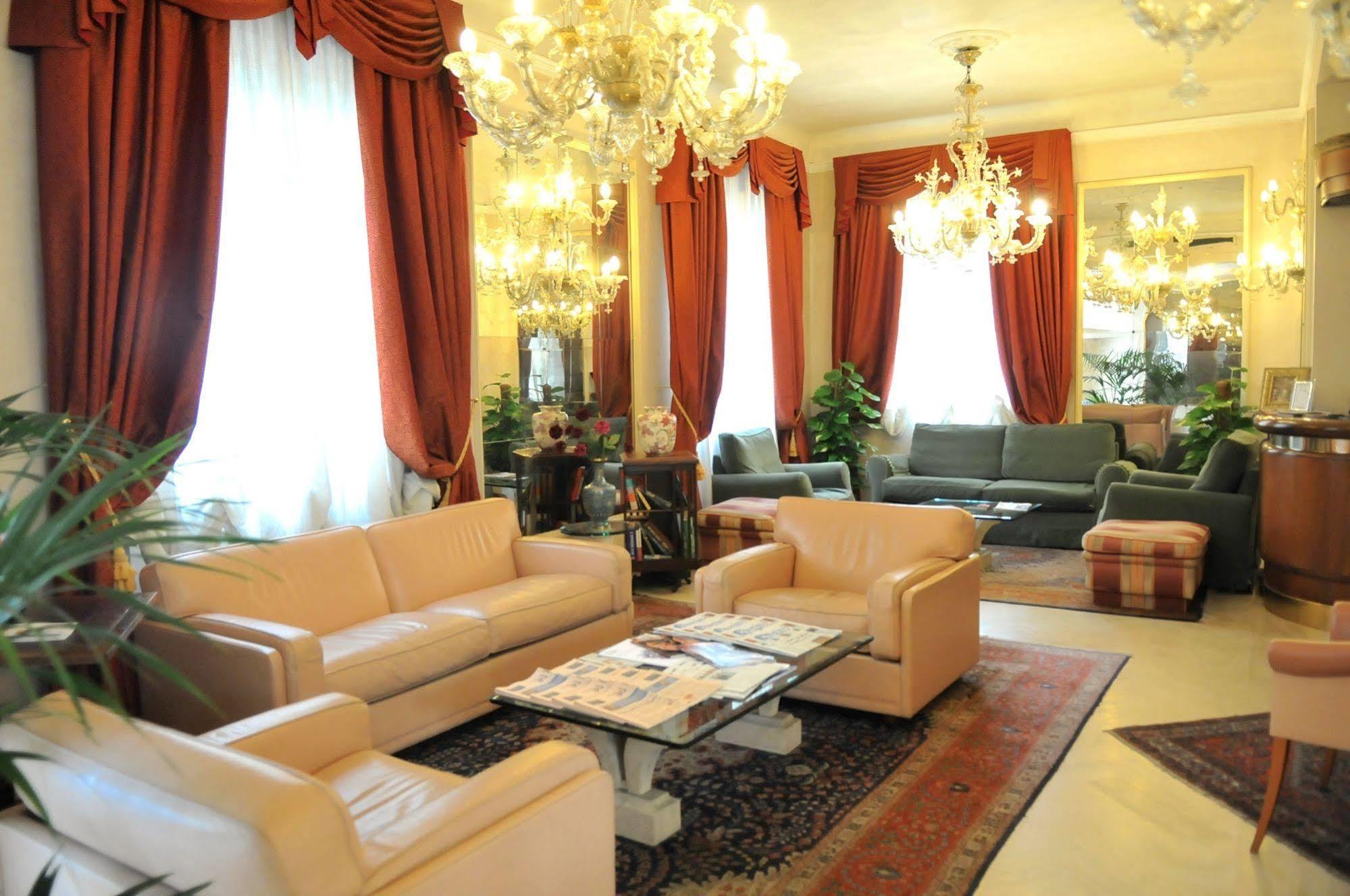 C-Hotels De Rose Palace Флоренция Экстерьер фото